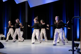 Contest-Gruppe bei einer Benefizveranstaltung für das Kinderkrankenhaus Olgäle