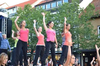 Flashmob der Dance-Styles-Gruppen beim Feuerabend der Stadt Sindelfingen