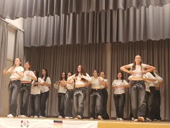 Dance-Styles-Teens bei der Vereinsfeier des Taekwando VFL Sindelfingen